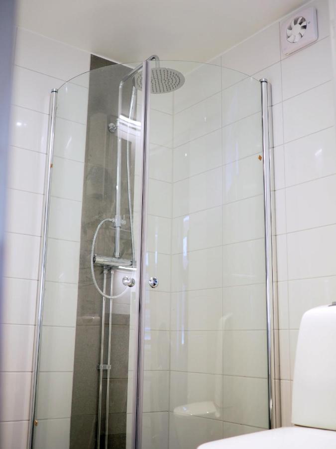 Kristina Attefall I Vaesterhaninge Kültér fotó